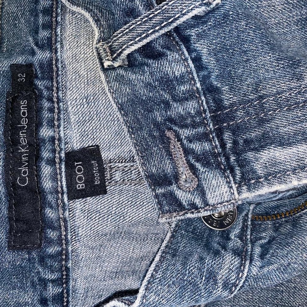 CALVIN KLEIN JEANS